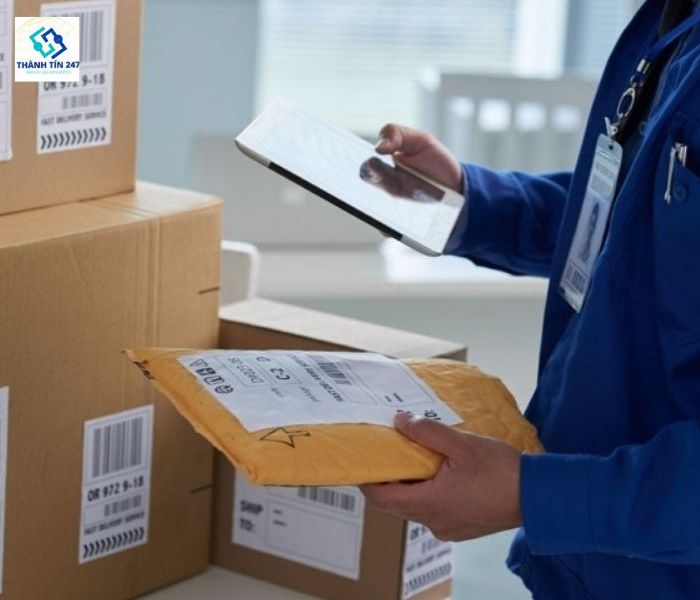 Dịch vụ bốc xếp hàng hóa Kiến Vàng 247, tiết kiệm thời gian, chuyên nghiệp giá rẻ, nhanh chóng an toàn